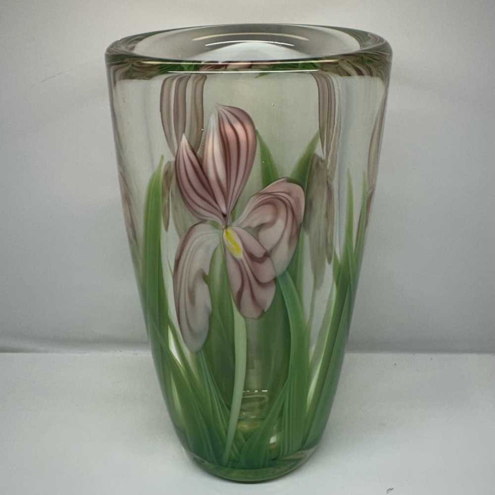 Orient & Flume Art Glass Vase B. Sillars Signed Iris Floral Encased 9”